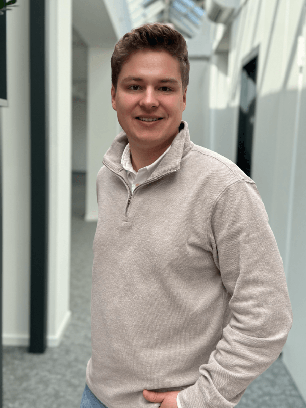 Connected FUTURY Universe: Sales funnel development, acquisition of industry and project partners, Salesforce structure